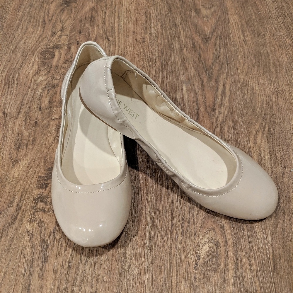 NEW - Nine West Nude Ballet Flat